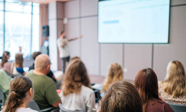 aula con insegnante